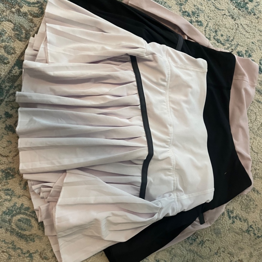 fake gold hinge skirts black white and light pink XS
